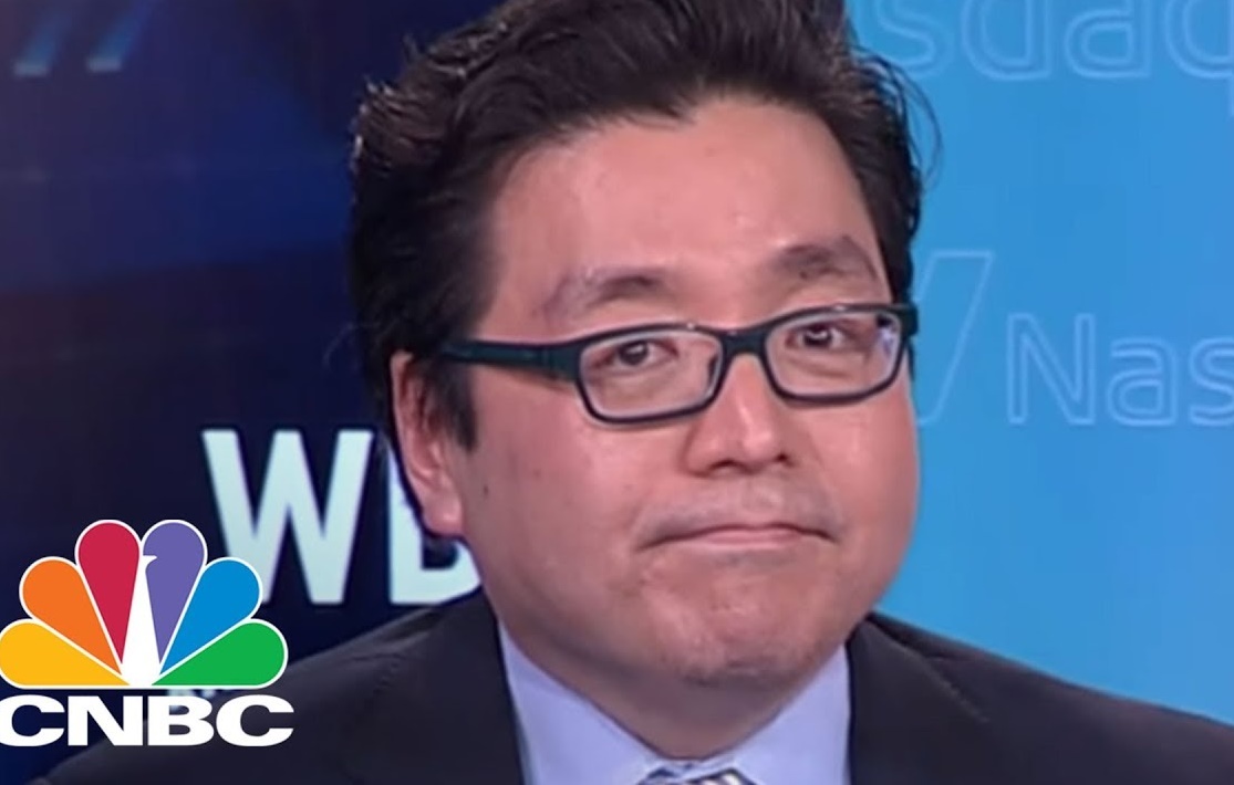 Uptober? Tom Lee: 